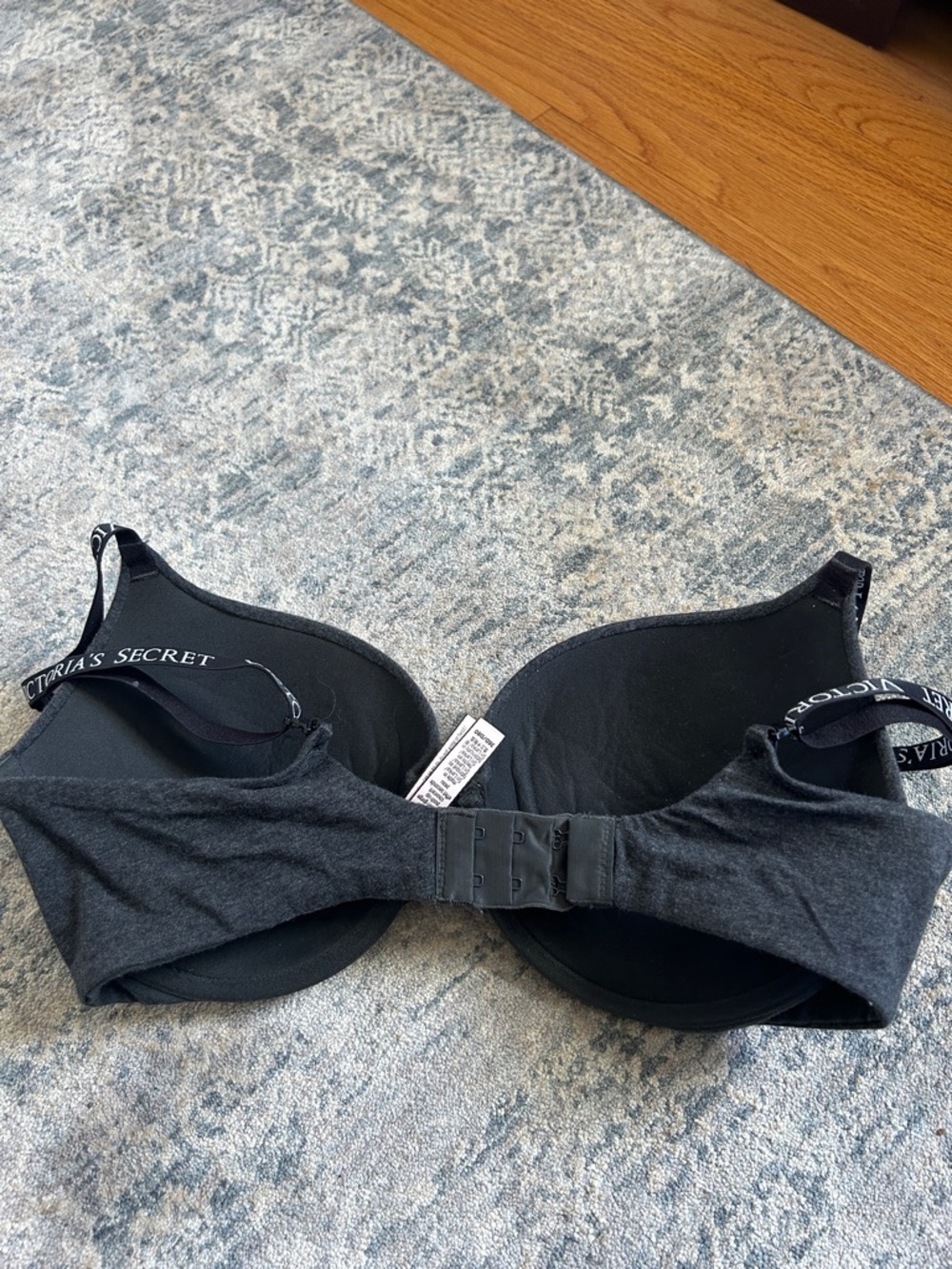 NWOT Victoria's Secret Charcoal Gray Push-Up Bra - 36D - Picture 2 of 5